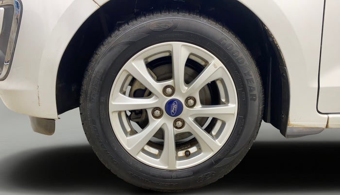 2019 Ford New Figo TITANIUM 1.2 PETROL MT, Petrol, Manual, 40,396 km, Left Front Wheel