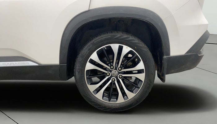 2021 MG HECTOR SHARP HYBRID 1.5 PETROL, Petrol, Manual, 62,222 km, Left Rear Wheel