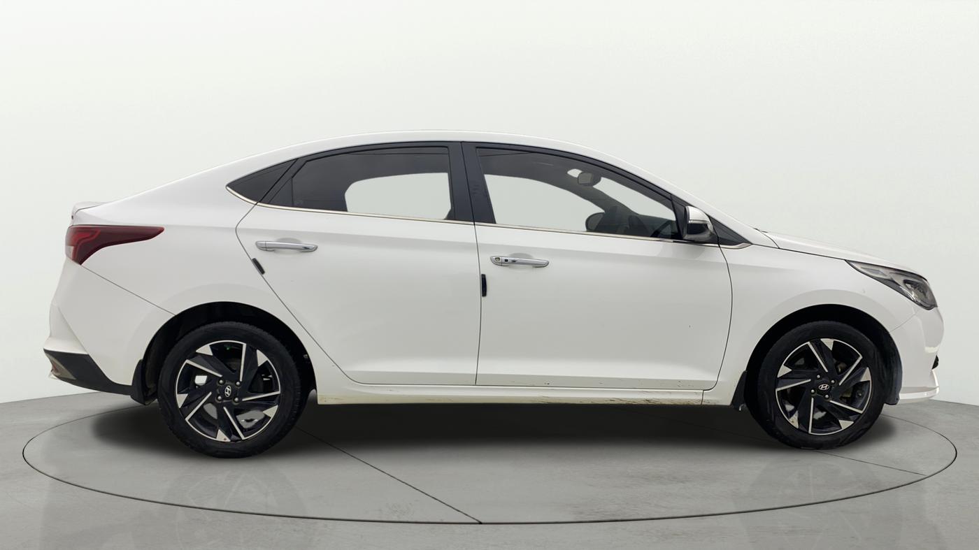 2021 Hyundai Verna SX (O) 1.5 CRDI, Diesel, Manual, 79,788 km, Right Side View