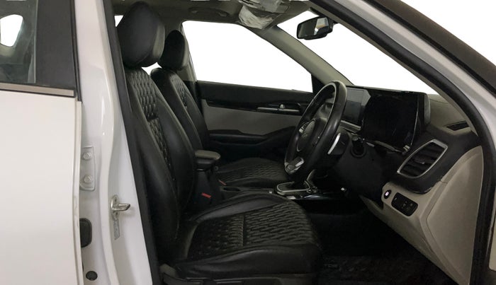 2022 KIA SELTOS HTX IVT 1.5 PETROL, Petrol, Automatic, 68,137 km, Right Side Front Door Cabin