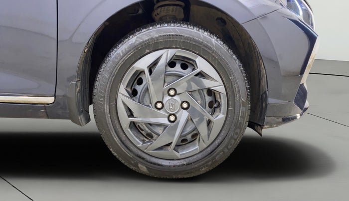 2022 Hyundai NEW I20 MAGNA 1.2 MT, Petrol, Manual, 9,348 km, Right Front Wheel