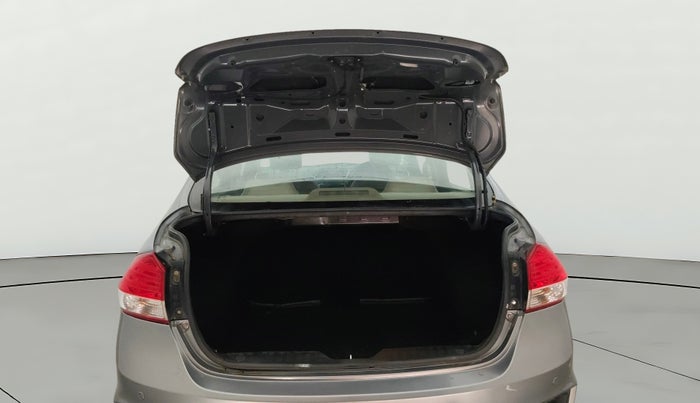 2016 Maruti Ciaz VXI+, Petrol, Manual, 1,24,512 km, Boot Door Open