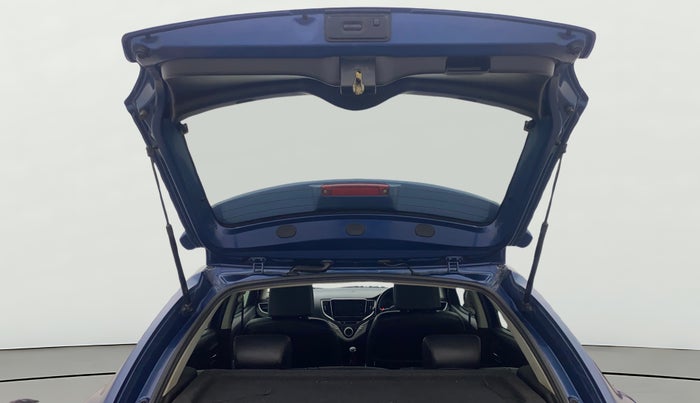 2017 Maruti Baleno ALPHA PETROL 1.2, Petrol, Manual, 1,08,308 km, Boot Door Open