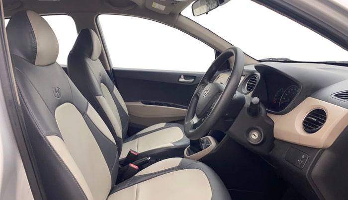2017 Hyundai Grand i10 SPORTZ 1.2 KAPPA VTVT, Petrol, Manual, 42,795 km, Right Side Front Door Cabin