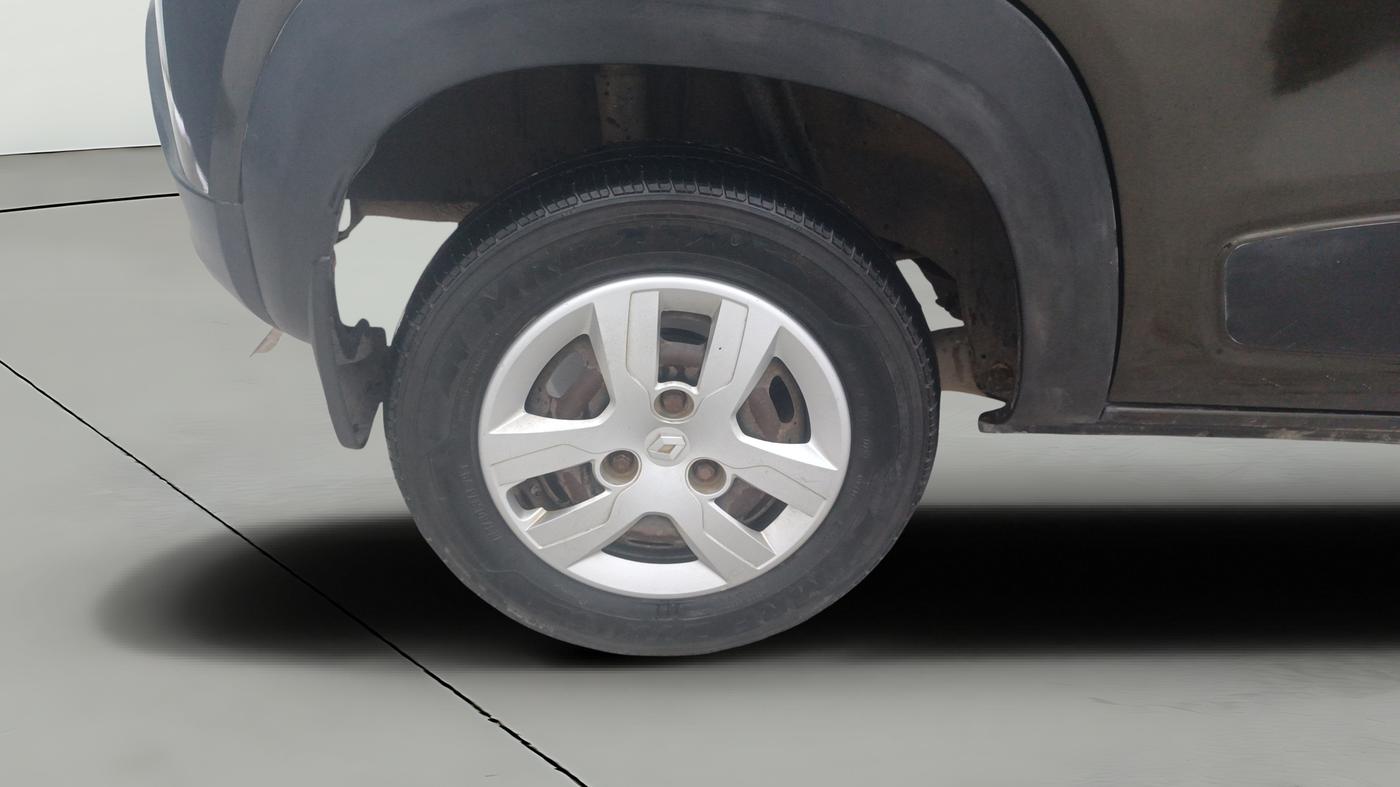 2018 Renault Kwid RXL, Petrol, Manual, 64,328 km, Right Rear Wheel
