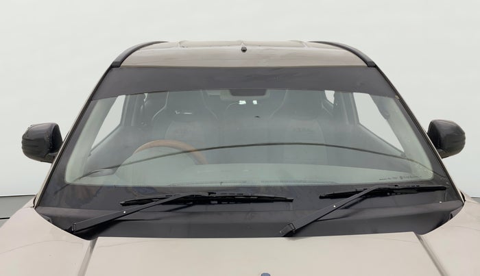 2018 Mahindra KUV 100 NXT K2 P 6 STR, Petrol, Manual, 38,892 km, Front Windshield