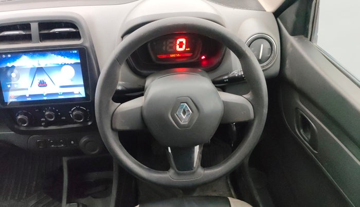 2017 Renault Kwid RXT 0.8, Petrol, Manual, 5,555 km, Steering Wheel Close Up