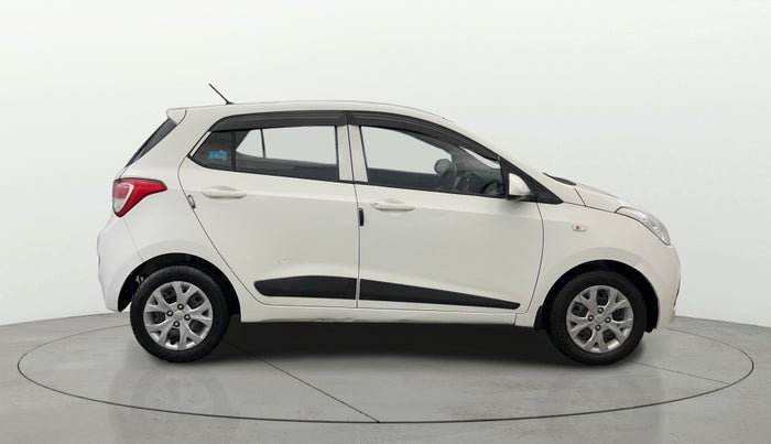2015 Hyundai Grand i10 MAGNA 1.2 KAPPA VTVT, Petrol, Manual, 15,790 km, Right Side View
