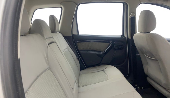 2015 Renault Duster 85 PS RXL DIESEL, Diesel, Manual, 1,46,319 km, Right Side Rear Door Cabin