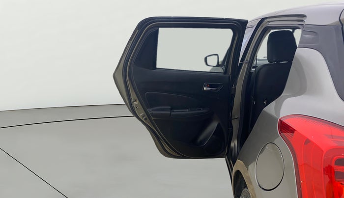 2023 Maruti Swift VXI, CNG, Manual, 89,102 km, LHS Rear Door