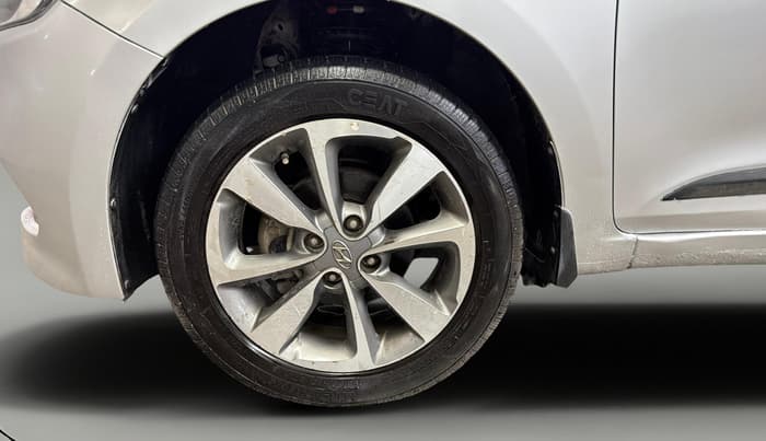 2016 Hyundai Elite i20 ASTA 1.2, Petrol, Manual, 39,405 km, Left Front Wheel