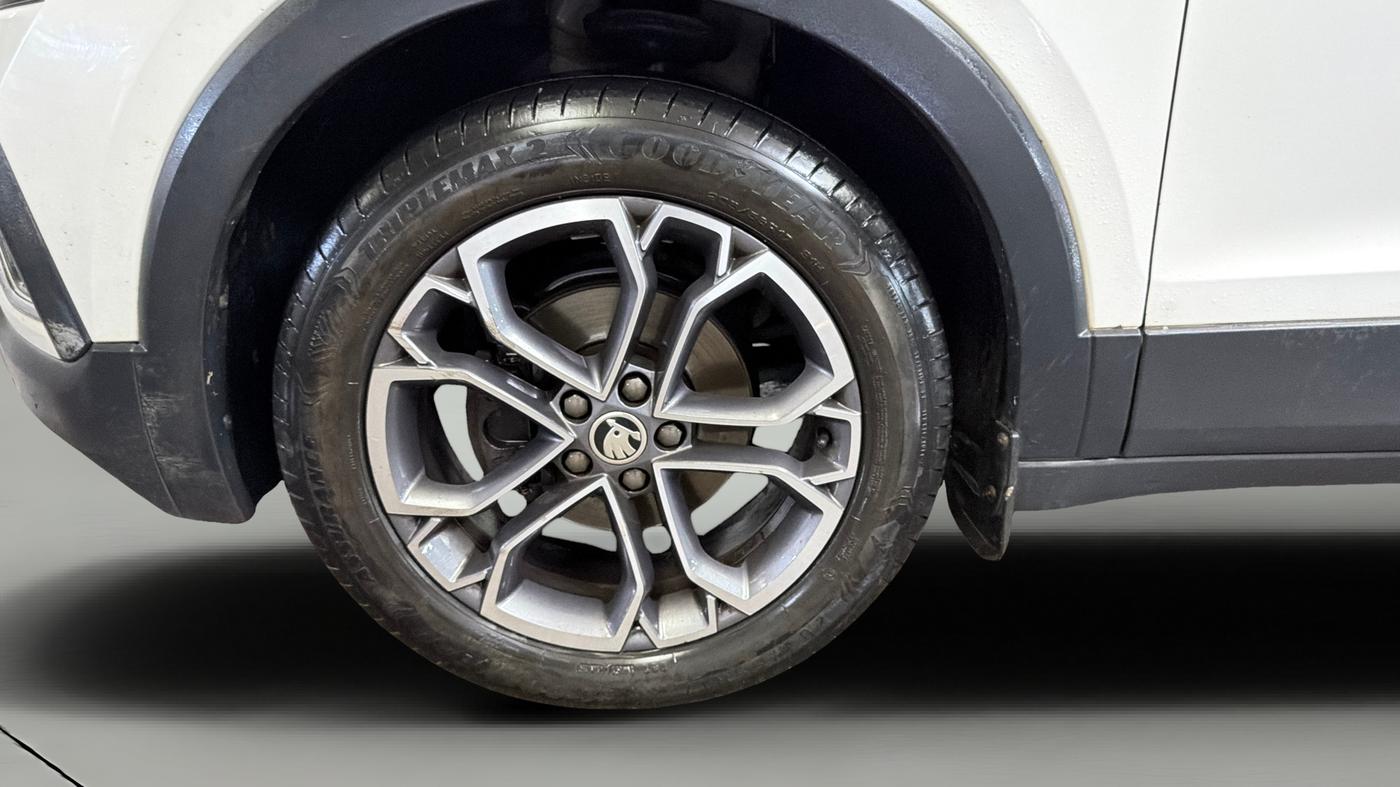 2021 Skoda KUSHAQ STYLE 1.0L TSI AT, Petrol, Automatic, 59,718 km, Left Front Wheel