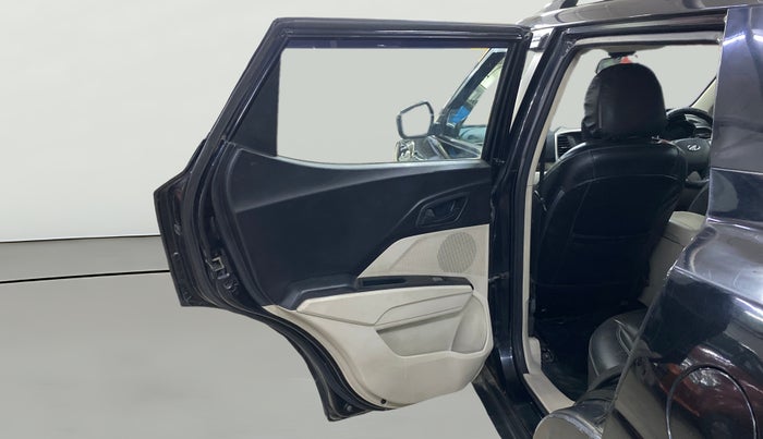 2020 Mahindra XUV300 W6 1.2 PETROL, Petrol, Manual, 83,760 km, LHS Rear Door