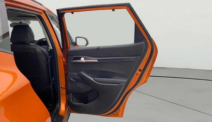 2020 KIA SELTOS HTK PLUS 1.5, Petrol, Manual, 26,079 km, RHS Rear Door