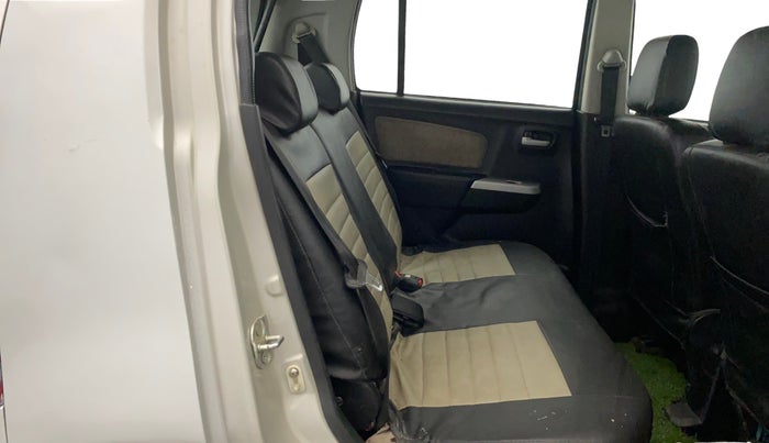 2015 Maruti Wagon R 1.0 VXI, Petrol, Manual, 1,11,487 km, Third Seat Row ( optional )