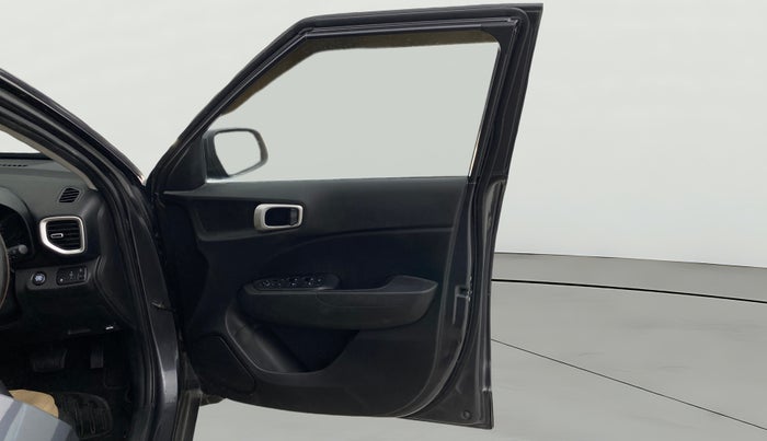 2021 Hyundai VENUE SX PLUS 1.0 TURBO DCT, Petrol, Automatic, 1,03,126 km, RHS Front Door