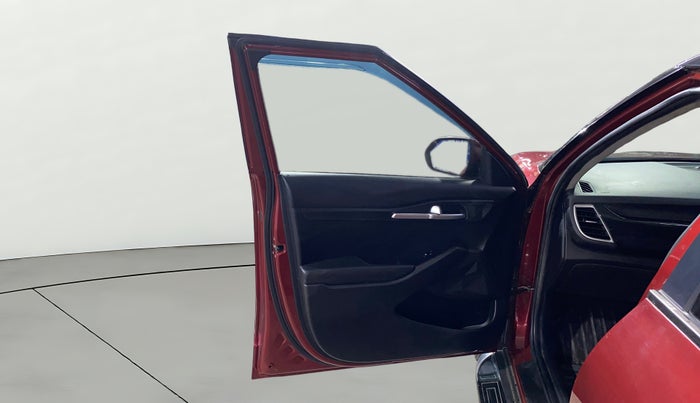 2020 KIA SELTOS HTK PLUS 1.5, Petrol, Manual, 28,909 km, LHS Front Door