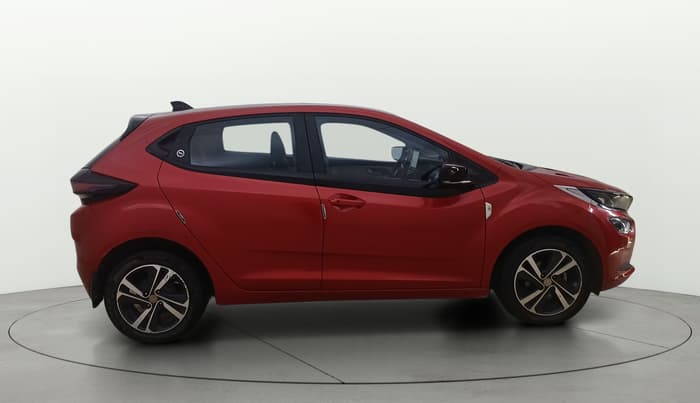 2023 Tata ALTROZ XZA + SUNROOF, Petrol, Automatic, 31,579 km, Right Side View