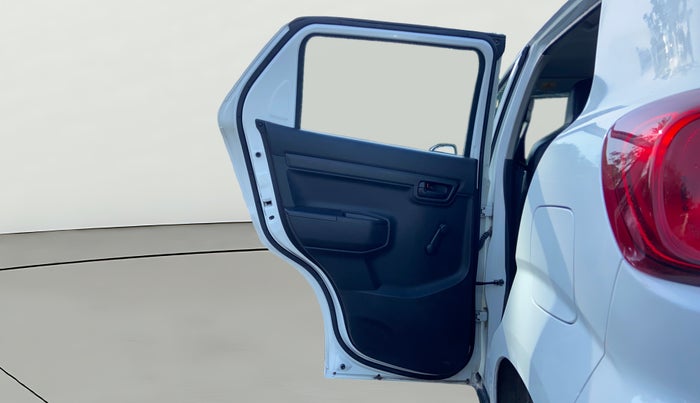 2022 Maruti S PRESSO VXI (O), Petrol, Manual, 11,244 km, LHS Rear Door