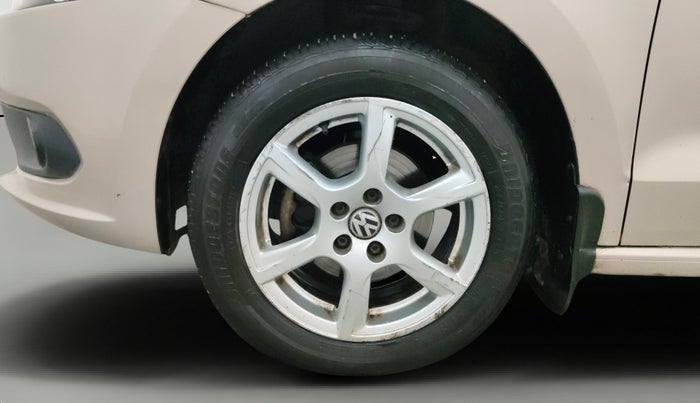 2013 Volkswagen Vento HIGHLINE PETROL AT, Petrol, Automatic, 81,198 km, Left Front Wheel