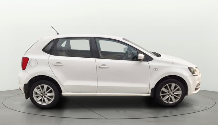 2015 Volkswagen Polo HIGHLINE1.2L, Petrol, Manual, 31,566 km, Right Side View
