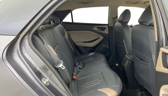 2016 Hyundai Elite i20 ASTA 1.2, Petrol, Manual, 41,720 km, Right Side Rear Door Cabin