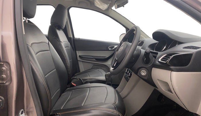2018 Tata Tiago XZ PETROL, Petrol, Manual, 13,875 km, Right Side Front Door Cabin