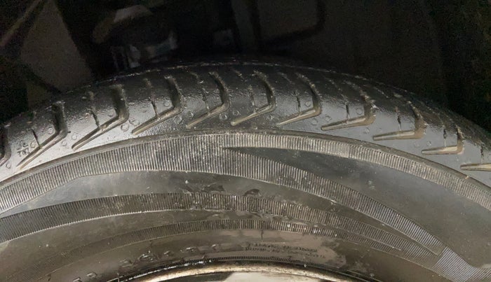 2018 Datsun Redi Go A, Petrol, Manual, 66,711 km, Right Rear Tyre Tread