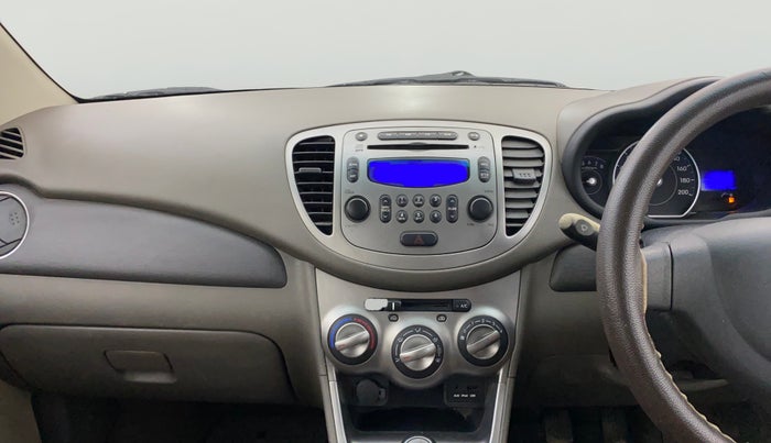 2013 Hyundai i10 SPORTZ 1.1, CNG, Manual, 60,028 km, Air Conditioner