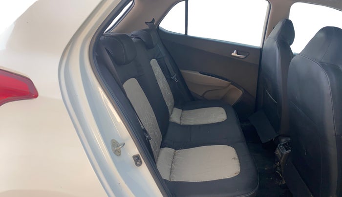 2017 Hyundai Grand i10 ASTA 1.2 KAPPA VTVT, Petrol, Manual, 76,308 km, Right Side Rear Door Cabin