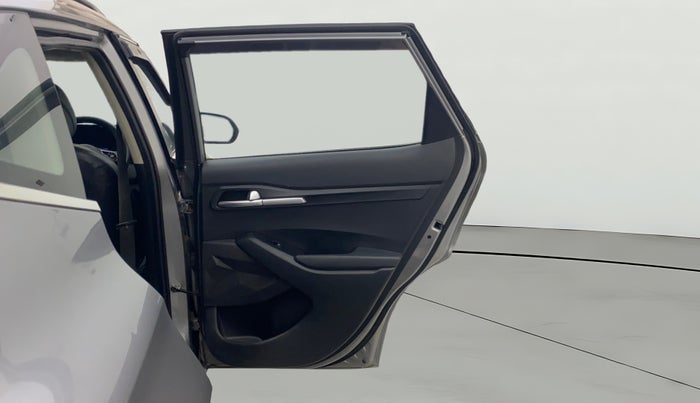 2020 KIA SELTOS HTK 1.5 PETROL, Petrol, Manual, 98,241 km, RHS Rear Door