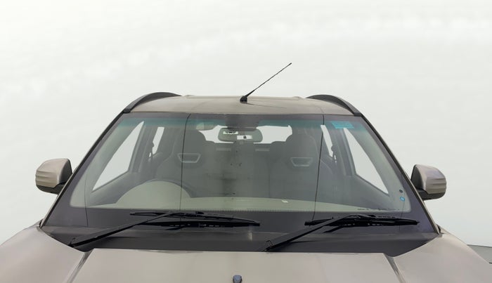 2016 Mahindra Kuv100 K6 6 STR, Petrol, Manual, 13,528 km, Front Windshield