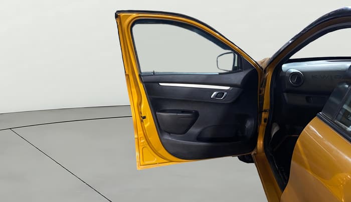 2022 Renault Kwid CLIMBER AMT 1.0, Petrol, Automatic, 39,201 km, LHS Front Door