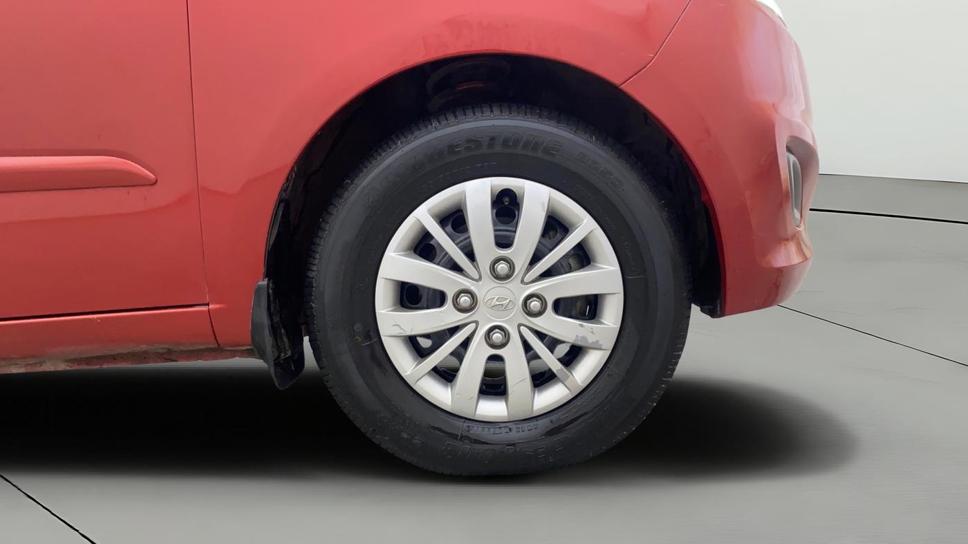 2013 Hyundai i10 SPORTZ 1.2, Petrol, Manual, 39,866 km, Right Front Wheel