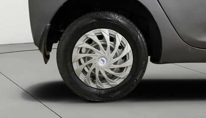 2015 Hyundai Eon ERA +, Petrol, Manual, 97,996 km, Right Rear Wheel