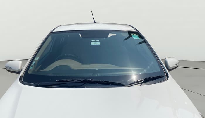 2014 Hyundai Elite i20 SPORTZ 1.2 (O), Petrol, Manual, 52,045 km, Front Windshield