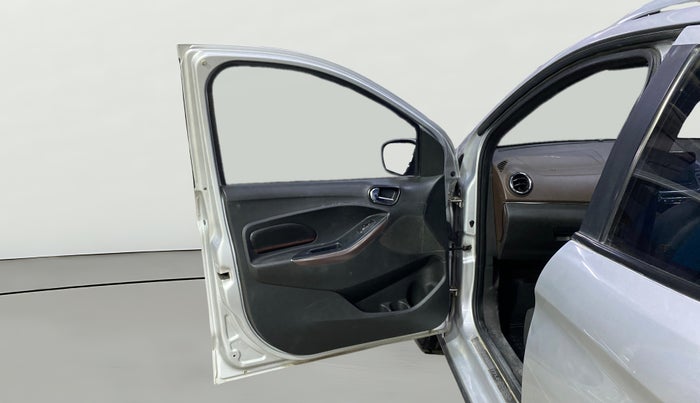 2019 Ford FREESTYLE TITANIUM PLUS 1.2 PETROL, Petrol, Manual, 98,254 km, LHS Front Door