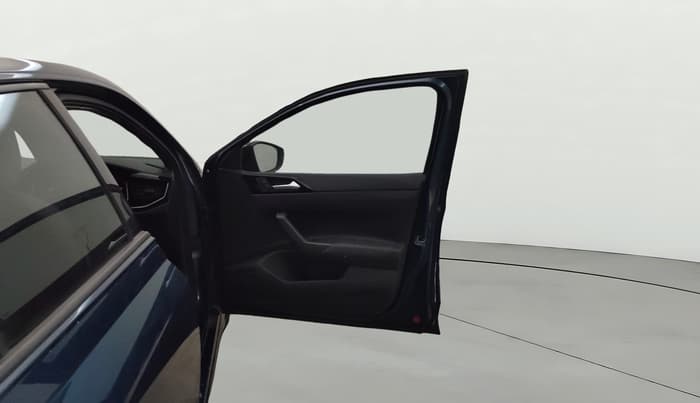 2025 Volkswagen VIRTUS GT PLUS TSI 1.5 EVO DSG, Petrol, Automatic, 22,215 km, RHS Front Door