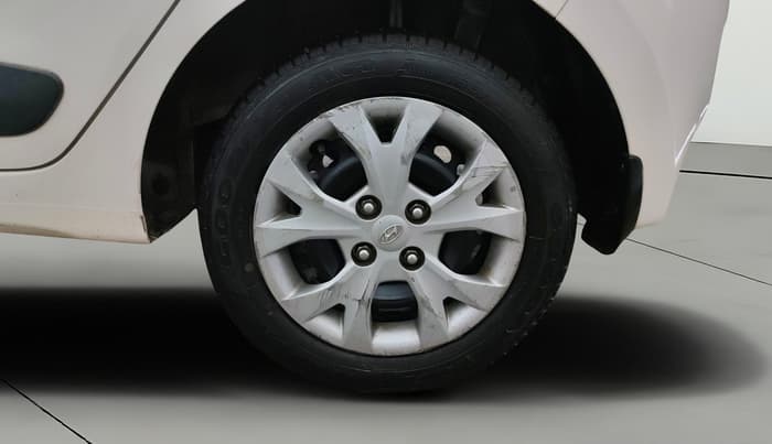 2016 Hyundai Grand i10 SPORTZ 1.2 KAPPA VTVT, Petrol, Manual, 36,454 km, Left Rear Wheel
