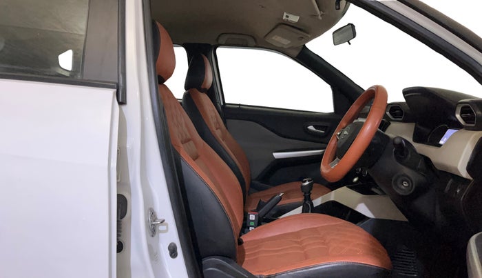 2023 Nissan MAGNITE XL, Petrol, Manual, 42,256 km, Right Side Front Door Cabin