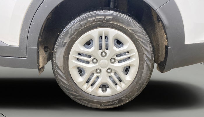 2022 KIA CARENS PRESTIGE 1.5 PETROL 7 STR, CNG, Manual, 14,845 km, Left Rear Wheel