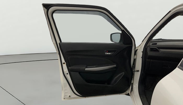 2023 Maruti Swift ZXI, Petrol, Manual, 30,782 km, LHS Front Door