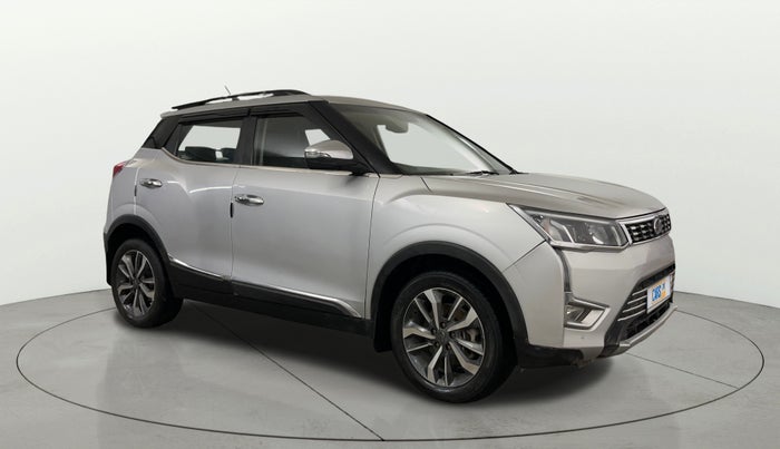 2021 Mahindra XUV300 W8 (O) 1.5 DIESEL, Diesel, Manual, 74,257 km, Right Front Diagonal