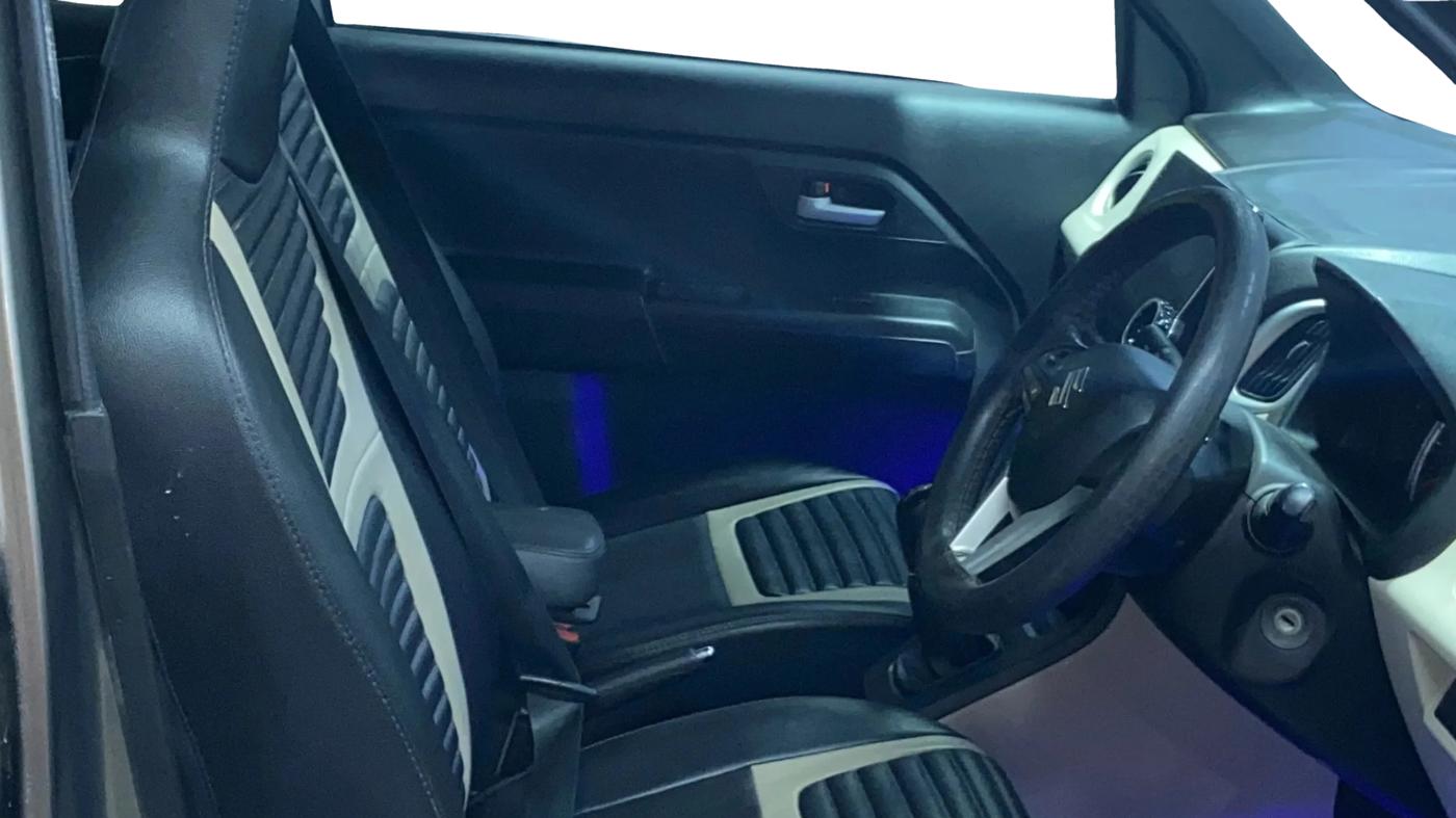 2022 Maruti New Wagon-R ZXI PLUS 1.2, Petrol, Manual, 23,517 km, Right Side Front Door Cabin