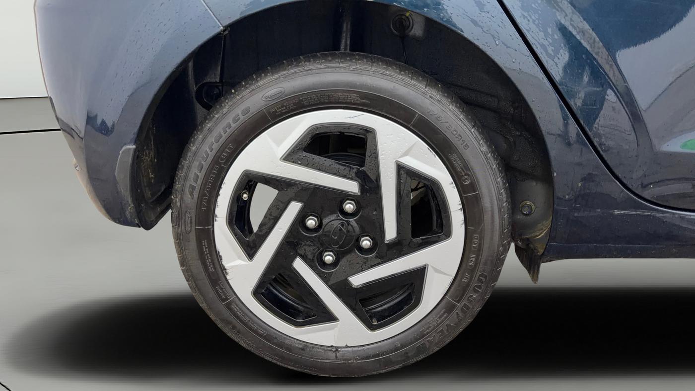 2025 Hyundai GRAND I10 NIOS SPORTZ 1.2 KAPPA VTVT CNG, CNG, Manual, 23,628 km, Right Rear Wheel