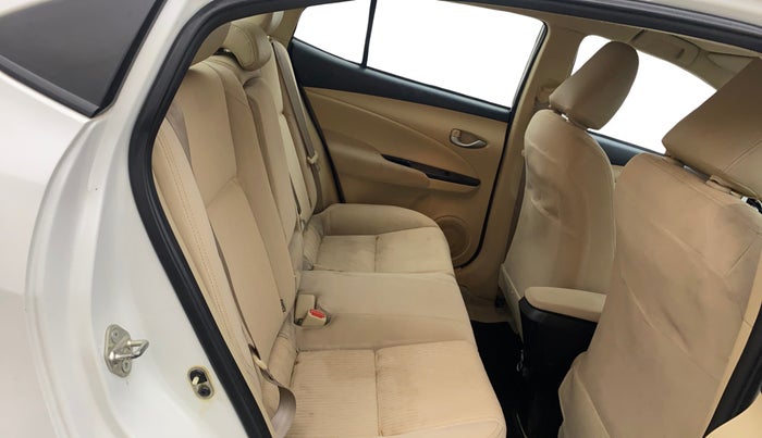 2018 Toyota YARIS V MT, Petrol, Manual, 1,27,552 km, Right Side Rear Door Cabin