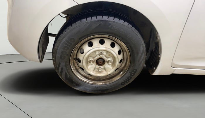 2013 Hyundai Eon ERA +, Petrol, Manual, 62,934 km, Left Front Wheel