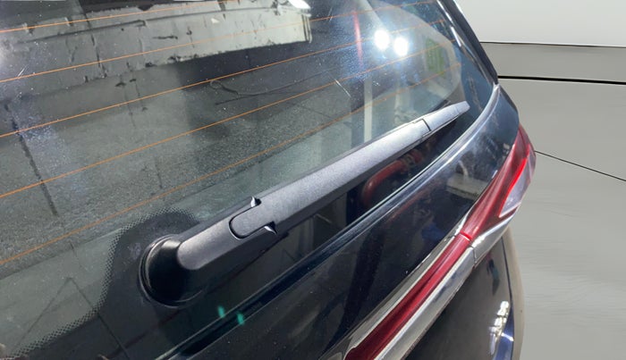 2023 Hyundai NEW I20 ASTA (O) 1.2 MT, Petrol, Manual, 23,073 km, Rear Wiper