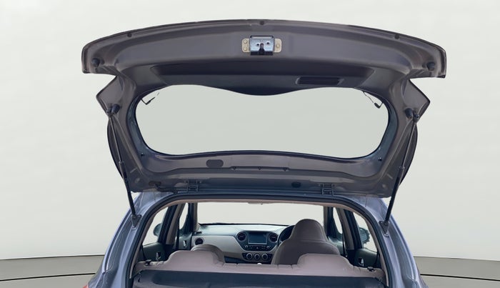 2017 Hyundai Grand i10 SPORTZ (O) 1.2 KAPPA VTVT, Petrol, Manual, 72,997 km, Boot Door Open