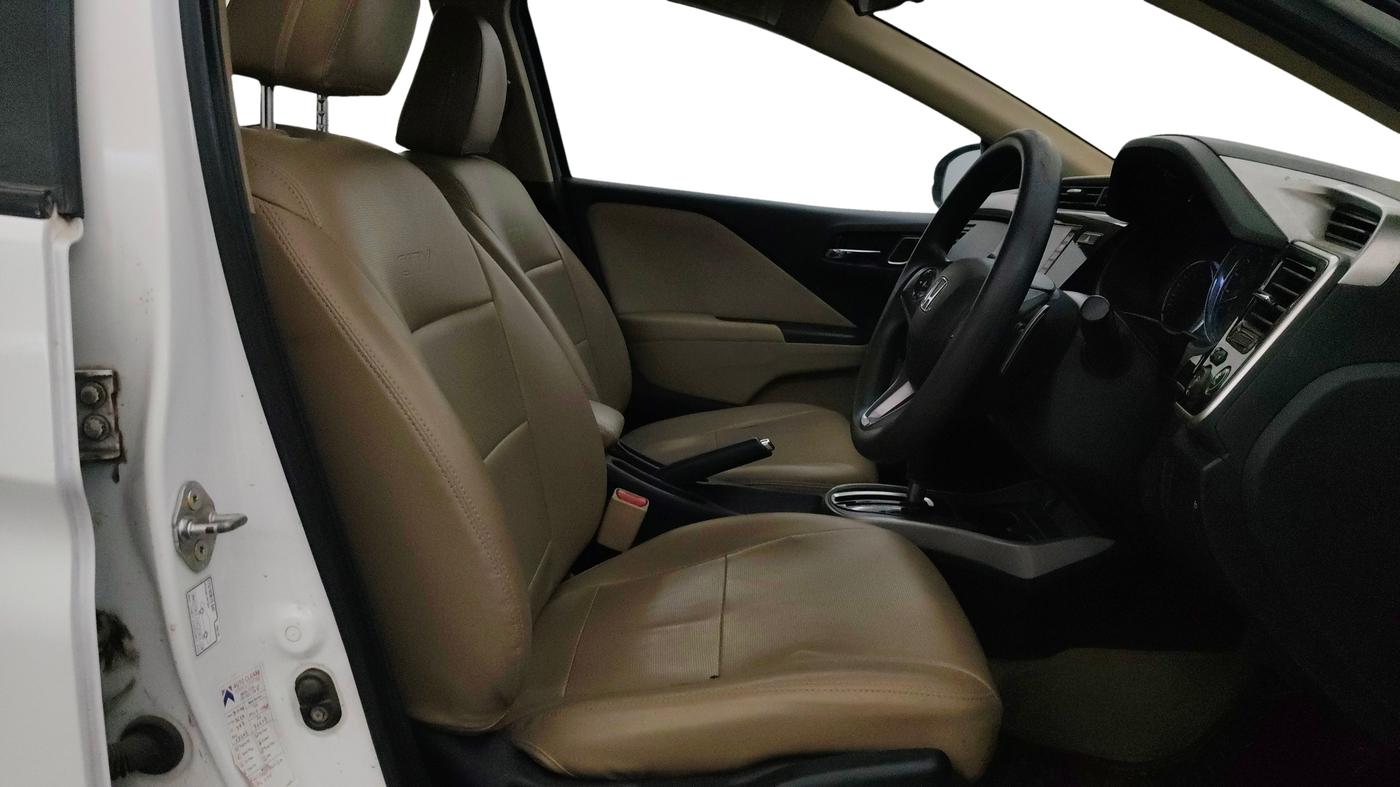 2019 Honda City 1.5L I-VTE V CVT, Petrol, Automatic, 85,590 km, Right Side Front Door Cabin